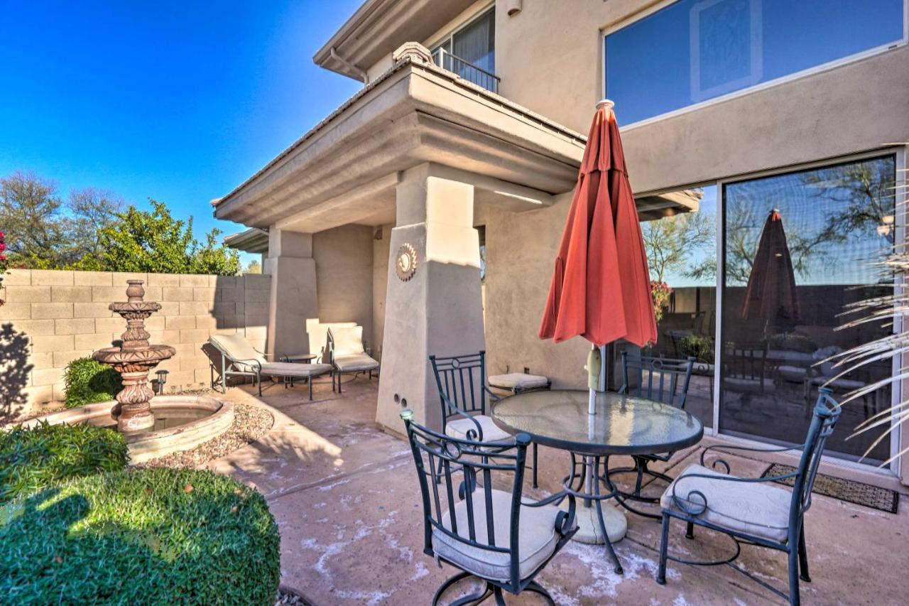 Casa de férias Abode With Pool Access, Walkable Location