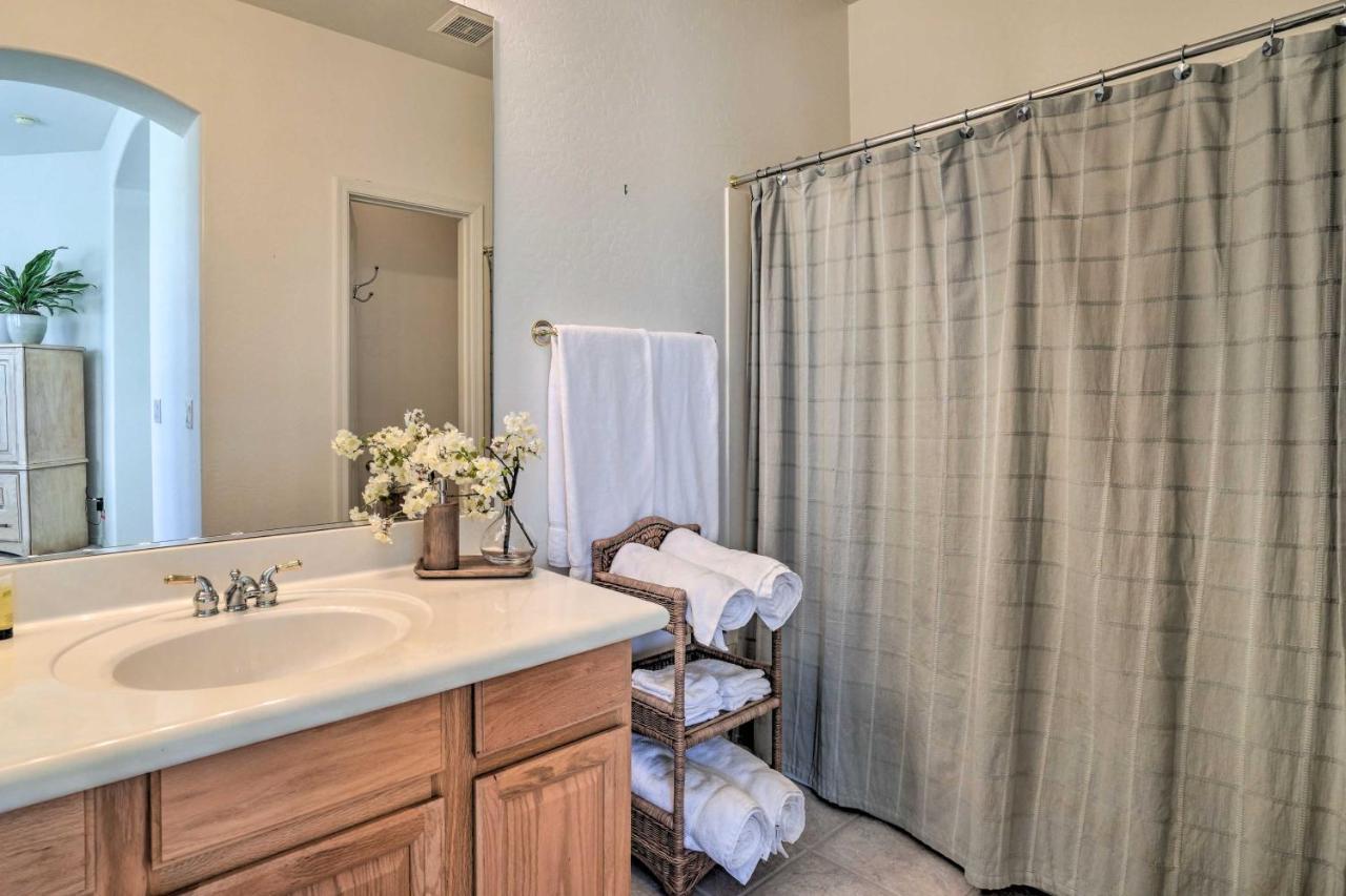 Abode With Pool Access, Walkable Location Casa de férias *