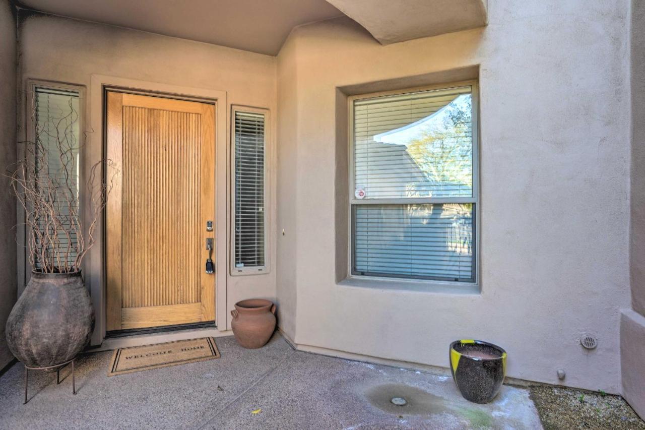 Casa de férias Abode With Pool Access, Walkable Location Scottsdale