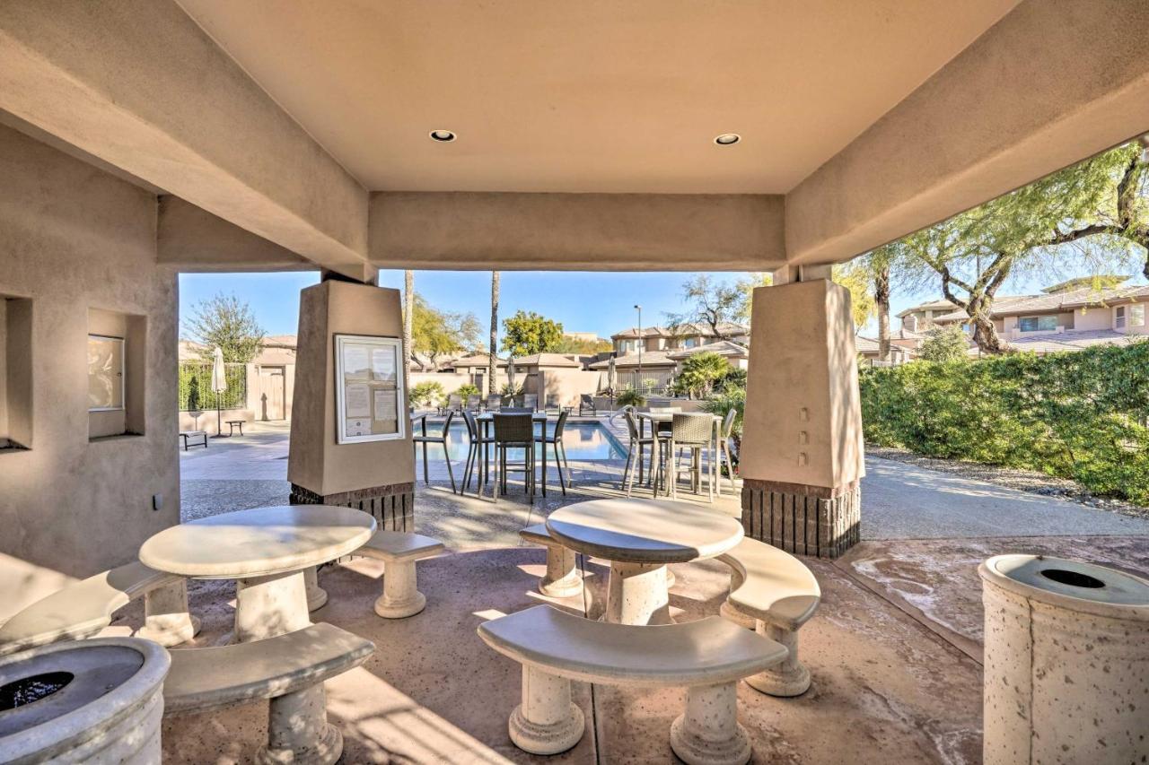 Abode With Pool Access, Walkable Location Casa de férias *
